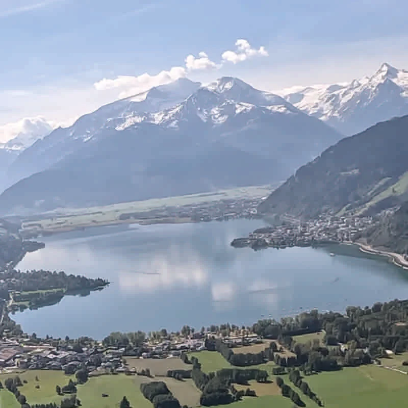 Rundflug über Zell am See mit Blick auf Kitzsteinhorn und Zeller See – UL-Marktp