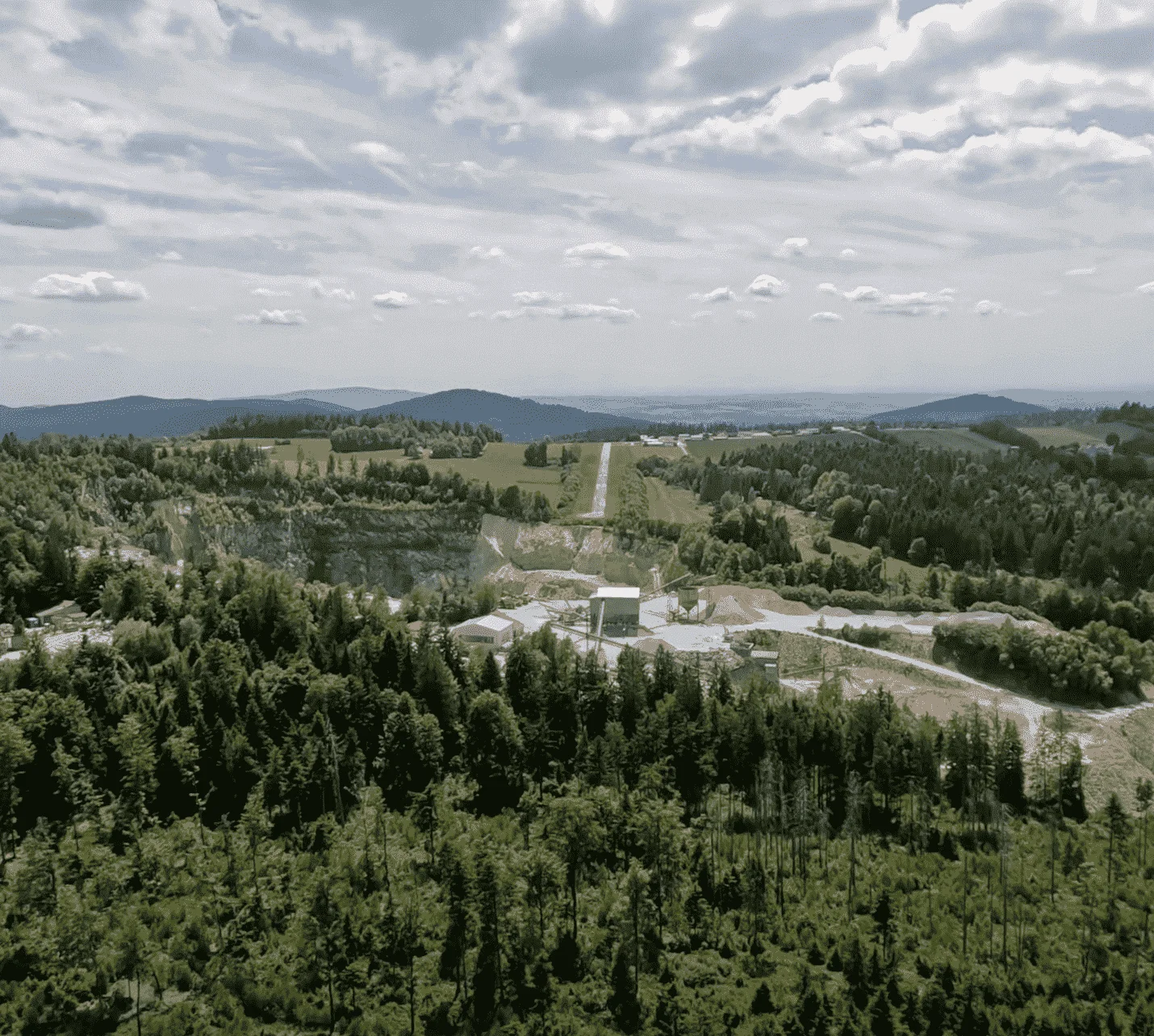 Rundflug Sonnen bayerischer wald mit sicht auf dreisessel und arber – UL-Marktpl